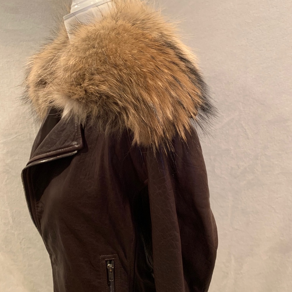 Jacket, leather, NWT, leather moto jacket. Removable fur collar - Picture 6 of 15